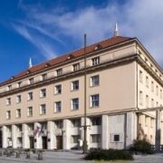 Provozní doba Ministerstva zdravotnictví během vánočních svátků a&nbsp;konce roku 2025