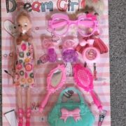 Stanovení nebezpečného výrobku: panenka Dream Girl, Create fashion charm for children