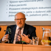 Ministr zdravotnictví Vlastimil Válek představil hlavní změny zdravotnické legislativy od ledna 2026 a zhodnotil uplynulé čtyři roky v čele Ministerstva zdravotnictví