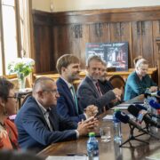Kvalitnější paliativní péče pro pacienty i&nbsp;jejich rodiny. Strategie rozvoje paliativní péče do&nbsp;roku 2035 vstupuje do&nbsp;praxe