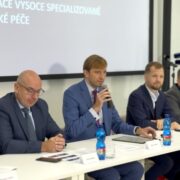 Ministerstvo zdravotnictví dokončí do&nbsp;roku 2030 soustředění nejnáročnějších onkologických operací do&nbsp;specializovaných center